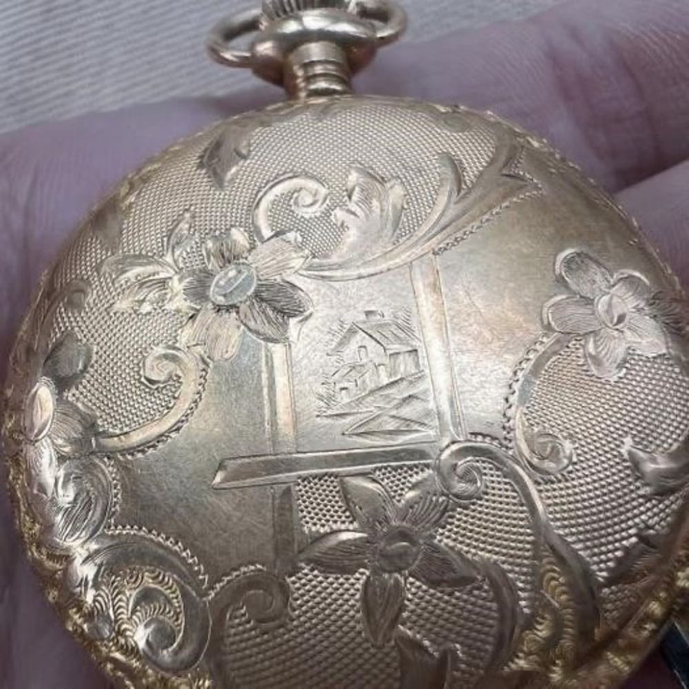 Antique Waltham women's Pocket Watch with Chain Working
